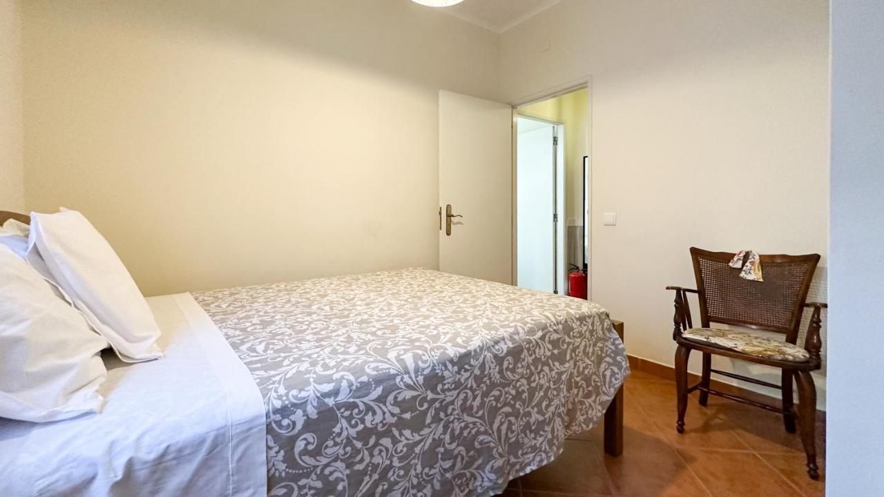 Apartment T2 Catraio 8, Baixa De *
